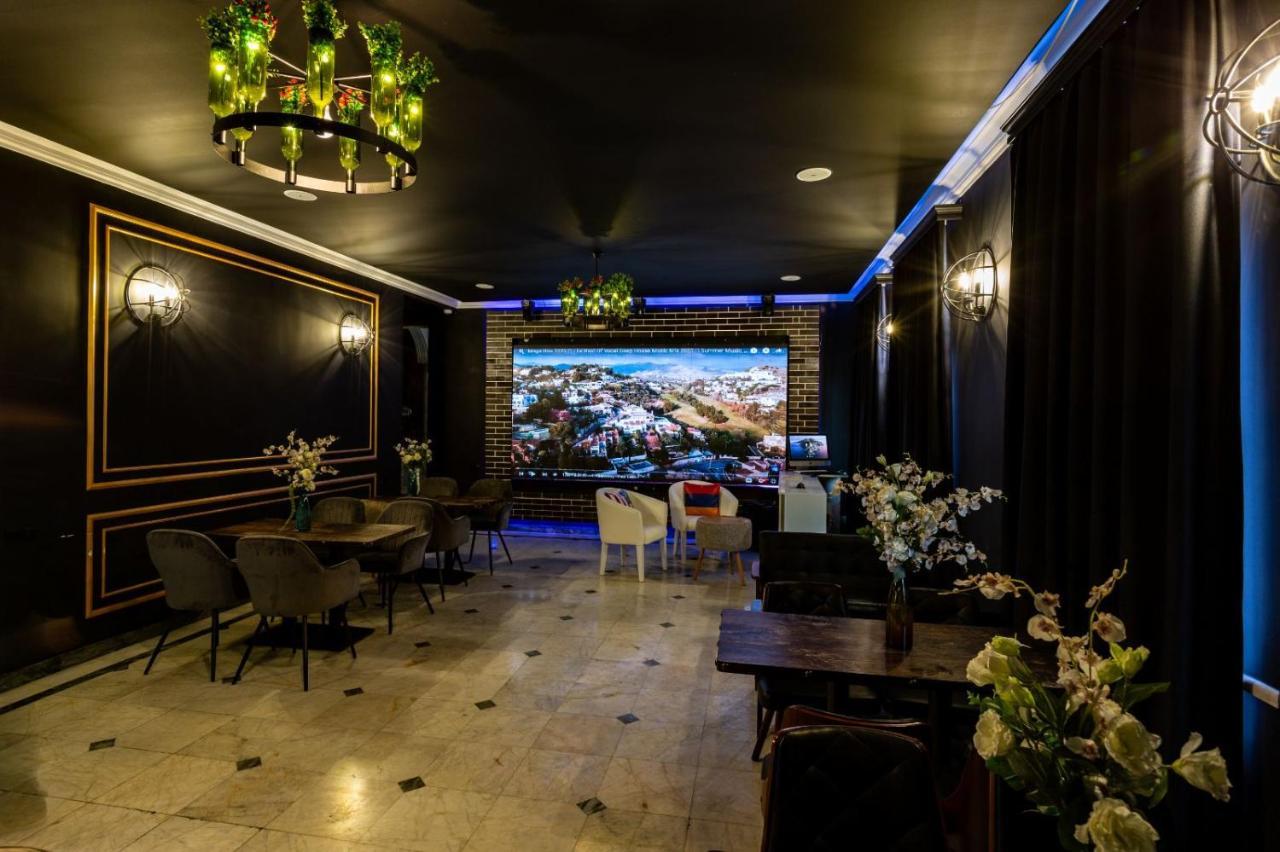La Casa Hotel&Tours Erévan Extérieur photo