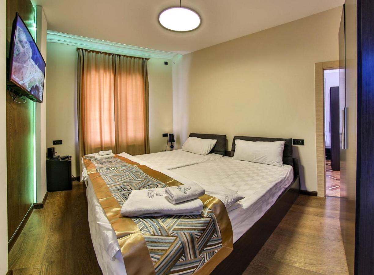 La Casa Hotel&Tours Erévan Extérieur photo
